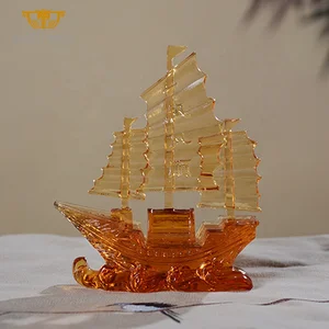 Home Decoration Crystal Boat Shape Fengshui Auspicious Ornaments Art Collectible Mascot Sculpture