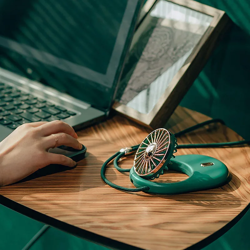 Зеленый портативный подвесной шейный мини-вентилятор в стиле ретро, настольный маленький складной перезаряжаемый дорожный уличный походный вентилятор