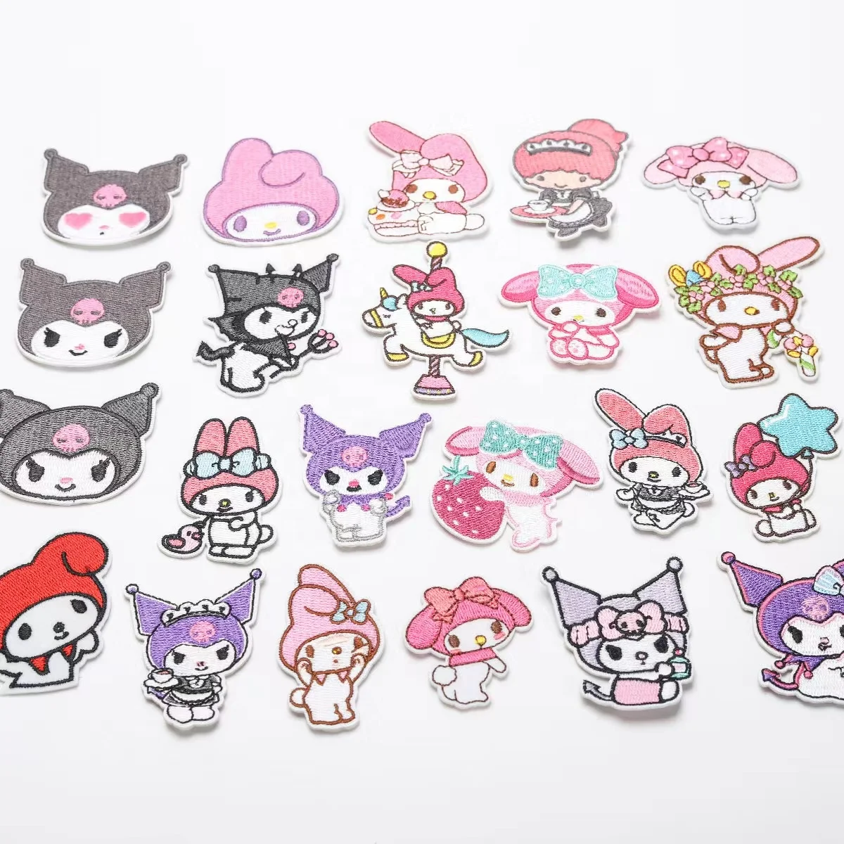 New Arrival Ready to Ship Hello Patches Embroidery Iron on Mini Cute Kitty Patch for Clothing Bags Garments