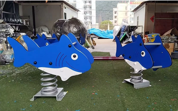 New PE Plate Squirrel Spring Rider Outdoor Playground Equipment Kids Swinging Trojan Horse