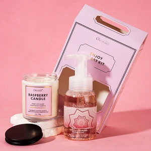 Private Label Custom Moisturizing Gentle Foaming Hand Sop and Aromatherapy Soy Wax Candle Bath Gift Set