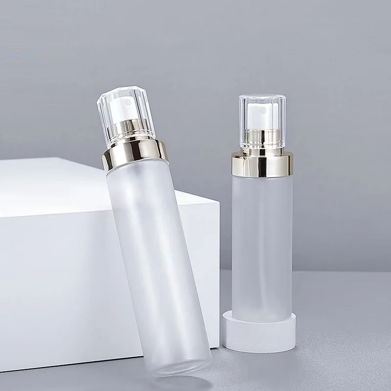 Factory Direct 100ml 120ml Pet Clear Scrub Round Flat Shoulder Skin Care Cosmetic Toner Spray Spray Bottle