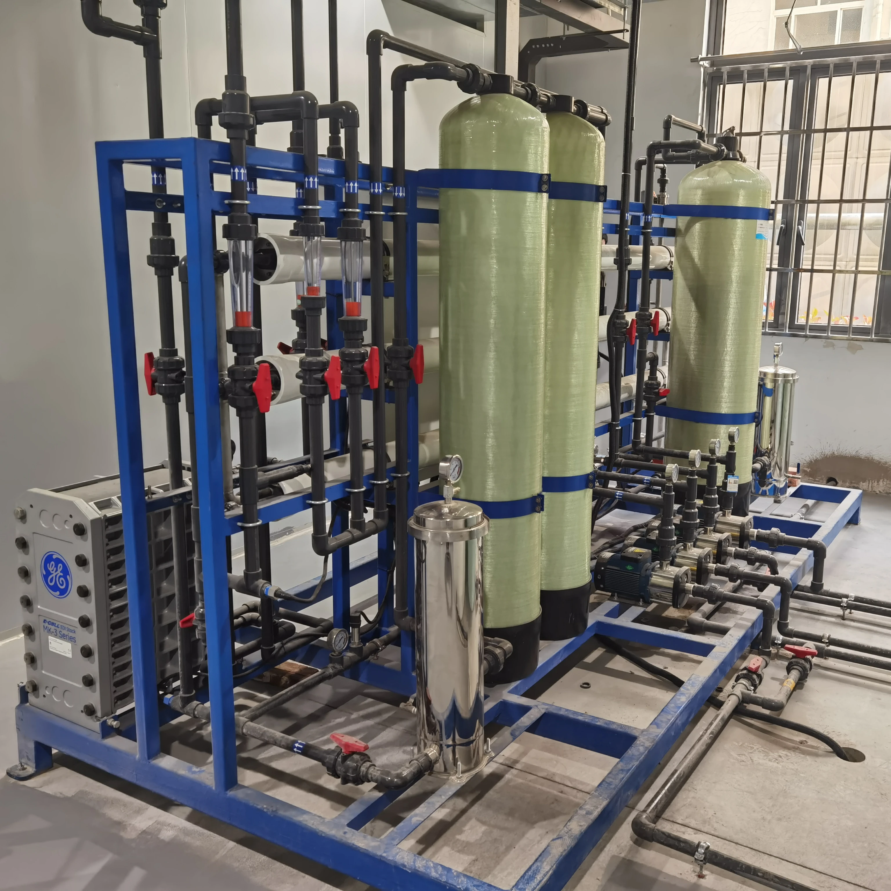 Reverse Osmosis Water Filter Machine with Steel Stainless Steel Tank Membrane Media Components Water Treatment Printing Shops