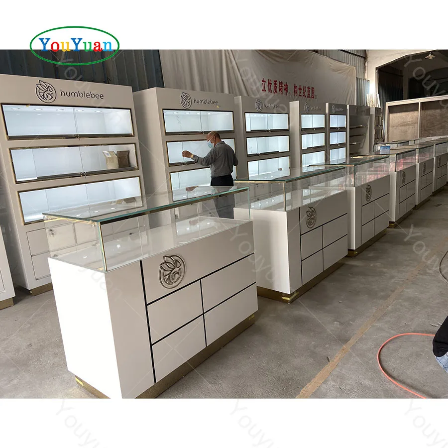 Boutique Display And Used Glass Showcases And Display Cases For