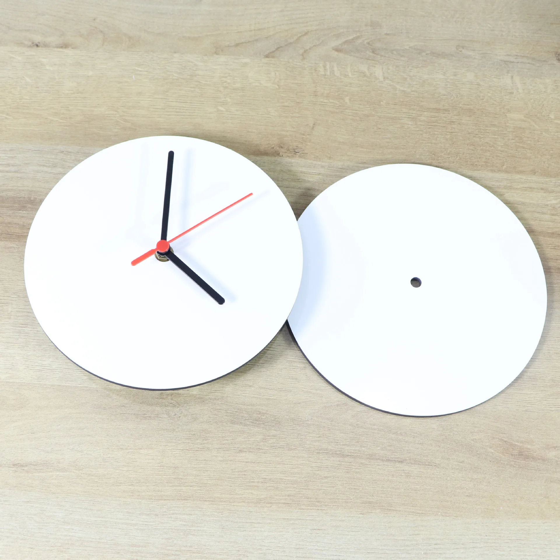 Sublimation Blank MDF Clock a Variety of Shapes - China Sublimation Blank  MDF Clock and Wall Clock price