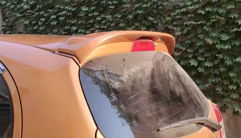 Auto Parts Abs Material Rear Spoiler Wing for Nissan March