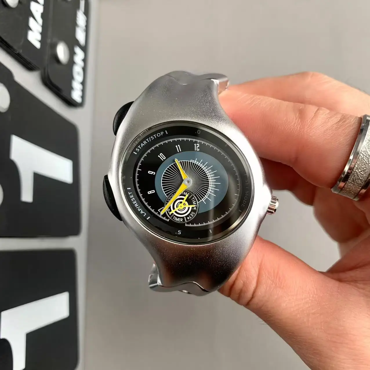 【日本未販売】Overspiked Watch l watch y2k Retro Futuristic Men's Waterproof Digital Watches with