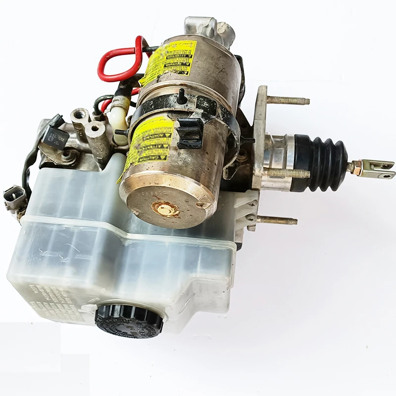 トヨタ ランドクルーザー J100 (2001-2007) 用 ブレーキブースター