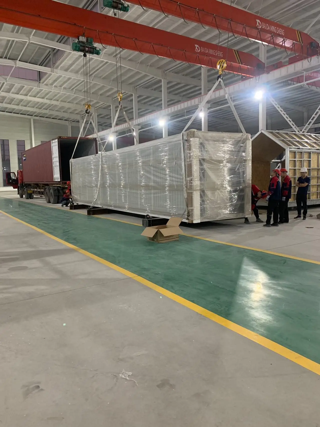 Modern Outdoor Sleeping Pod Space Capsule Hotel Home Cabin House Luxury