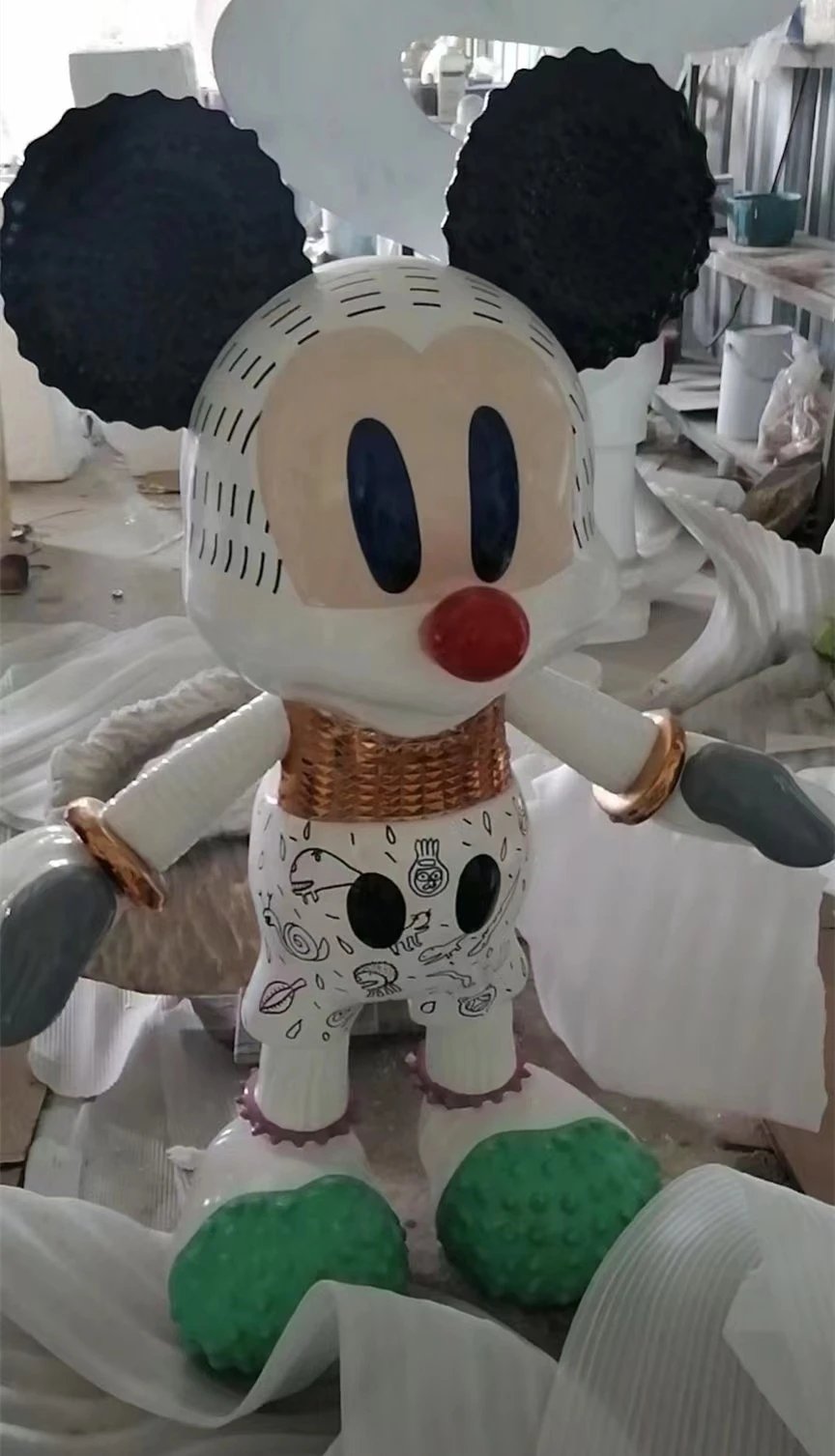 Большая полимерная сидячая Гальваническая скульптура Микки для художественной коллекции