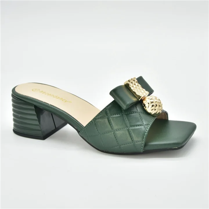 AX6315 African Design Genuine Leather Ladies Low Heel slippers for Women