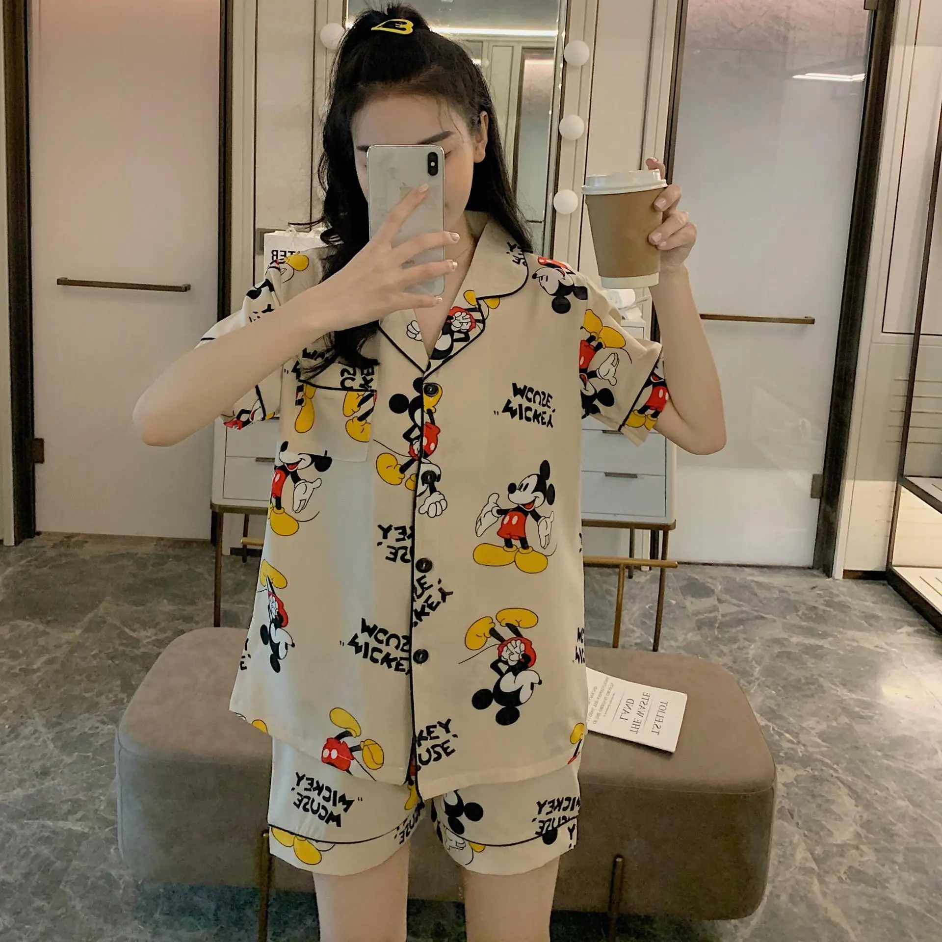 Caiyierかわいいミッキープリントパジャマセットシルクサテン半袖パジャマセクシーなレディースナイトスーツビッグサイズパジャマホームウェア Buy Caiyier かわいいパジャマセット シルクサテン半袖パジャマ セクシーな女性 Nightsuits ビッグサイズパジャマ Product