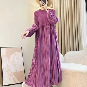 European and American Fall/winter Large-sized Pleated Dress in Solid Color - Elegant Long Dress