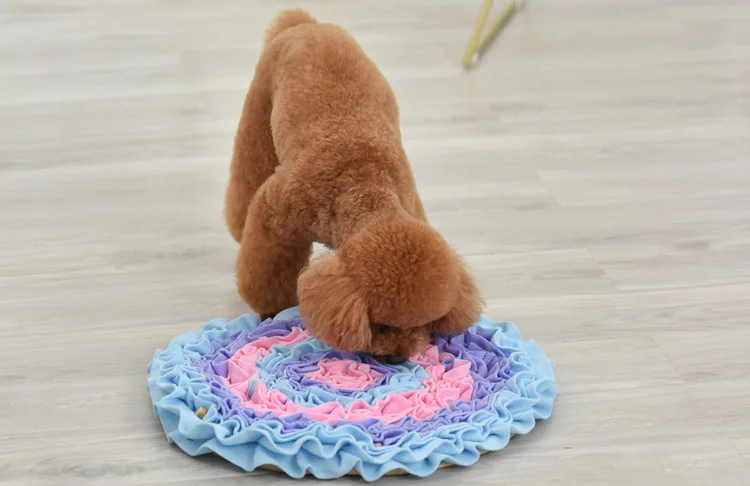 Non Slip Dog Snuffle Mat Slow Feeder Food Mat Puppy Treat Feeding Mat Dog factory