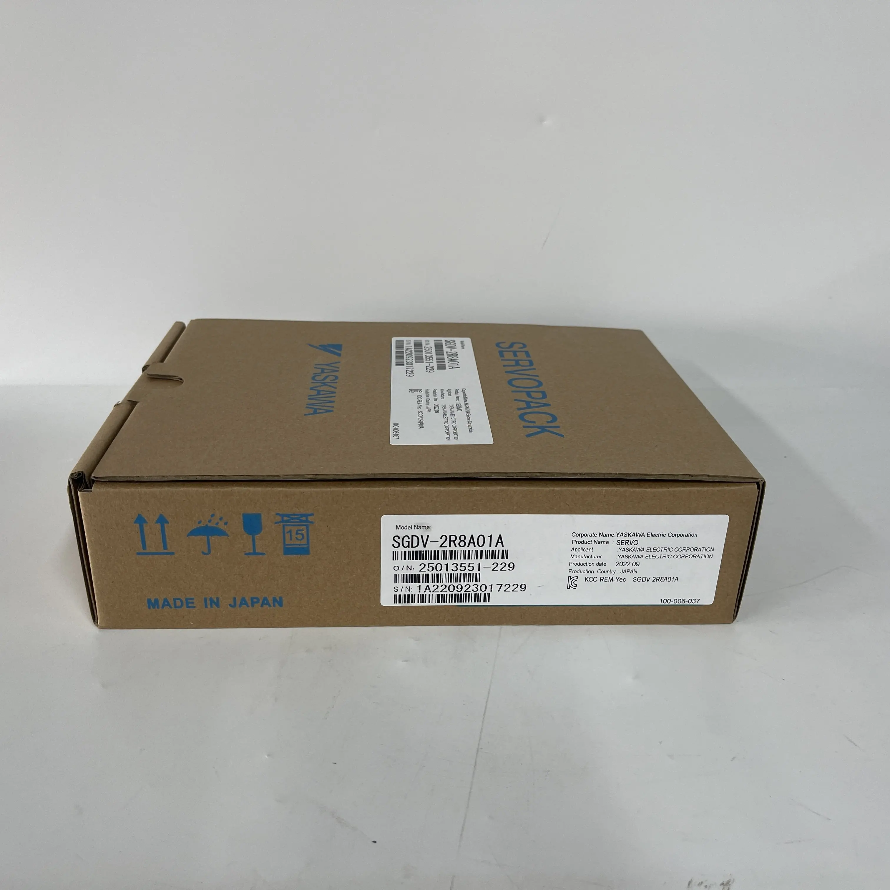 Yaskawa Servo Drive Servopack SGDV-2R8A01A Yaskawa Servo Drive Servopack SGDV-2R8A01A