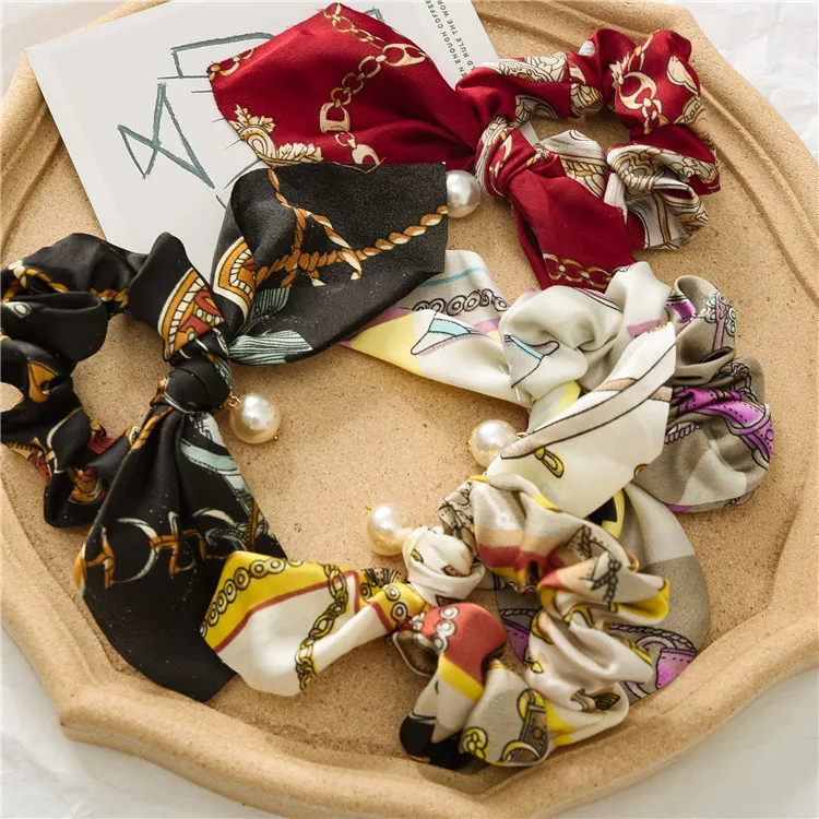 Yucat Wholesale Fabric Elastic Band Cord Hair Accessories Scrunchies Hair Ties Print Chain Rabbit Pearl Scrunchies For Girls