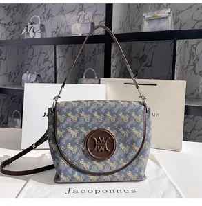 Women's Luxury Designer High Quality PU Leather Tote Bag Water-Resistant Fashioned Style for Daily Use for Summer