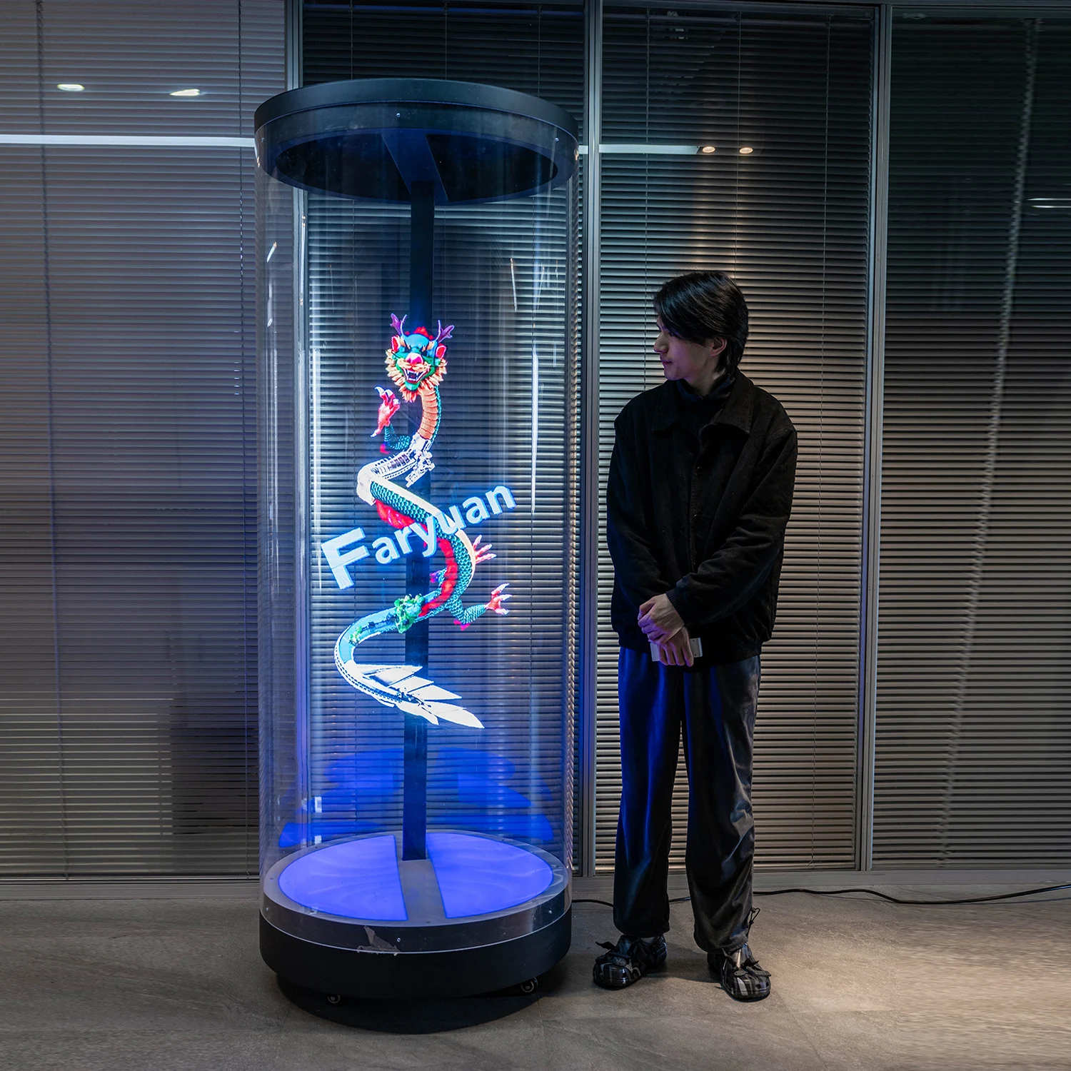 3Dホログラムプロジェクター 1*3 65cm 人型キャビネット用 광고 기계