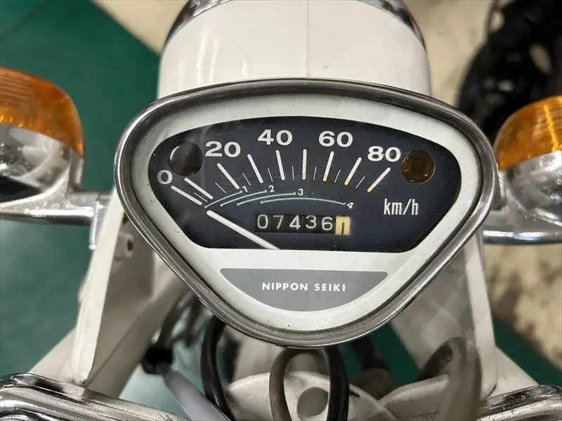 1971 Model Year DAX70 White ST70 Restored Used Japan Motorcycle Gasoline Carburetor JE6-0902-1-0195 for Export Bike