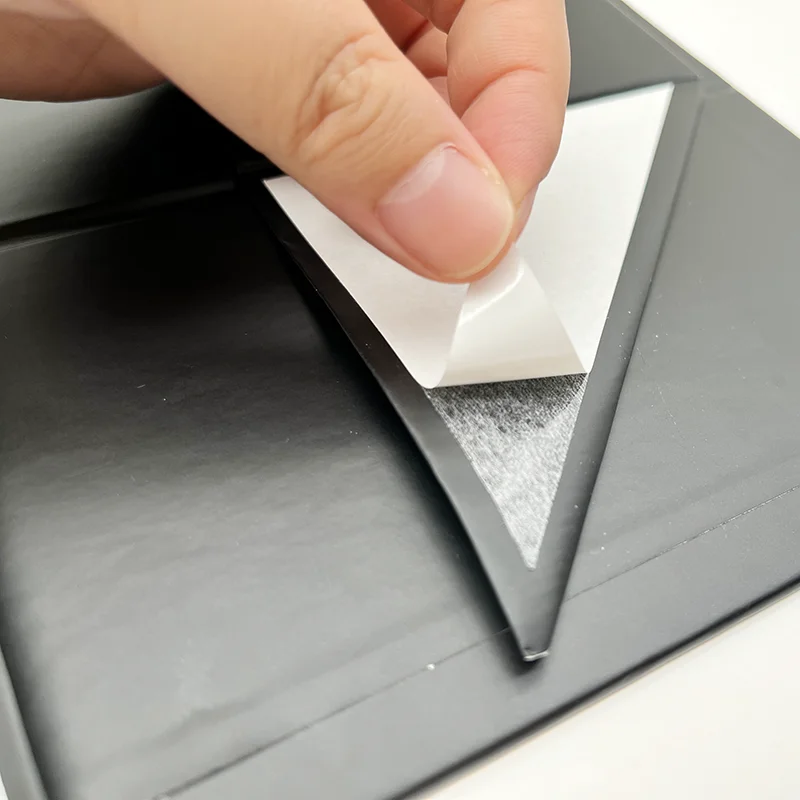 Professional Service Custom Logo Black Apparel Packaging Folding Magnetic Closure Gift Paper Box for Small Business details