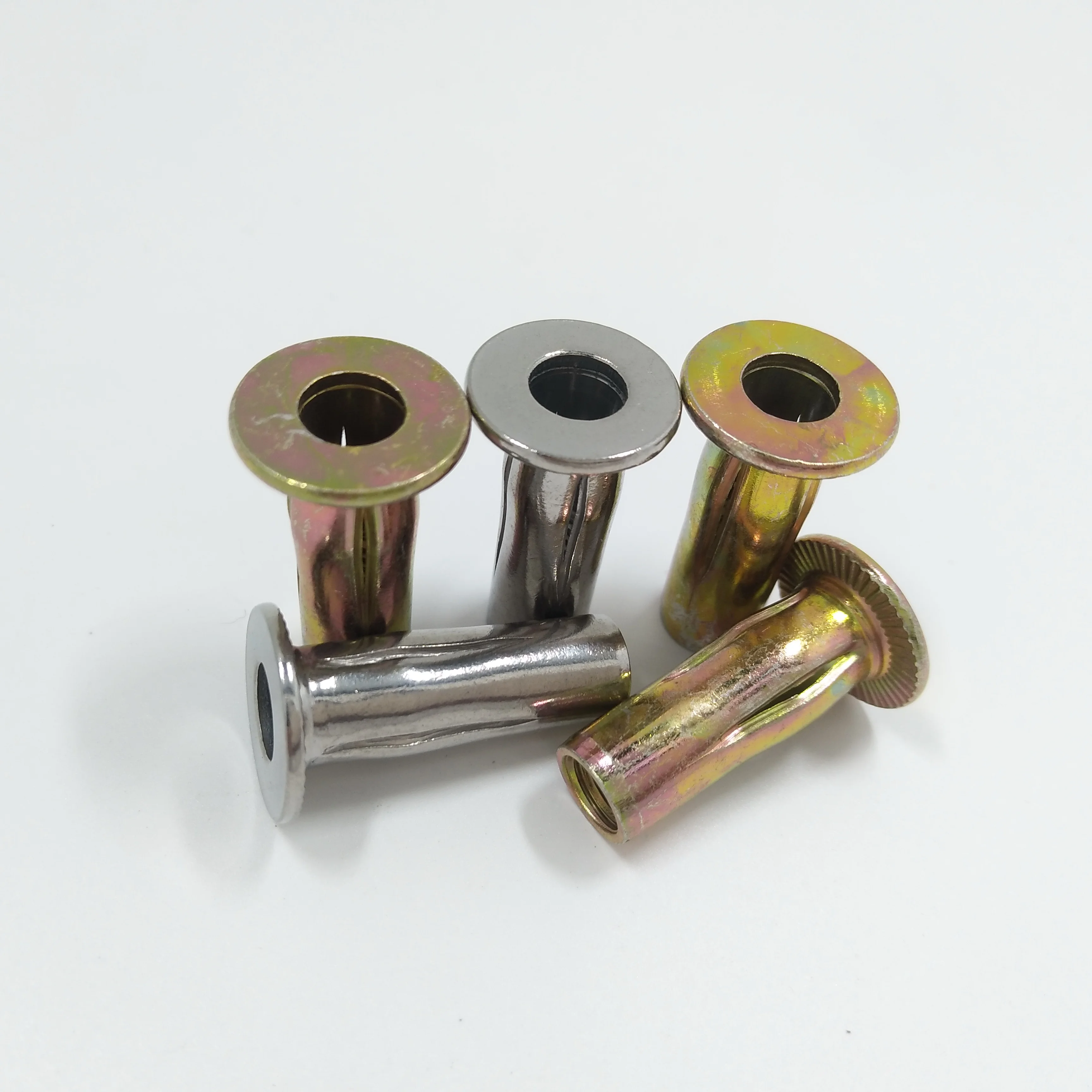 Stainless Steel Galvanized Steel Pre Bulbed Slotted Body Cross Nut