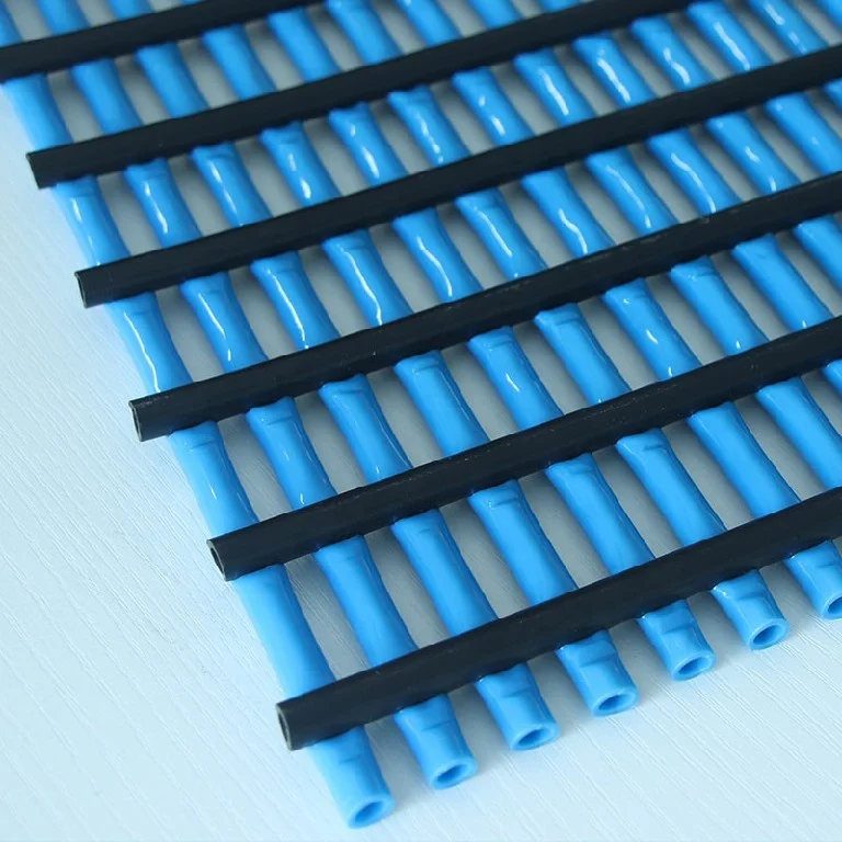Vinyl Non Slip Drainage PVC Floor Mat Tube Type Anti-slip Mat Roll Round Hollow PVC Tubular Matting