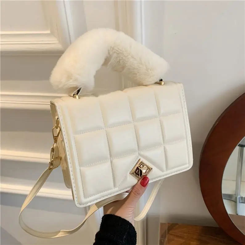 Bolsos y mochilas de Mujer - Colección Verano 2022 | Stradivarius España