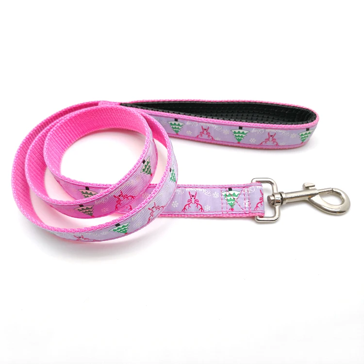 Merry Christmas Tree Soft Pad Dog Leash,Wholesale customizable dog car seat belt,dog seat belt