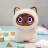 Gato siamés (de pie)
