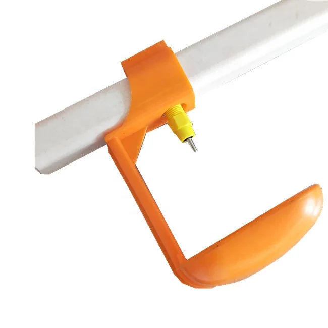 360 Degree Adjustable Good Sealing Performance Poultry Drinker Chicken Nipple Water Drinker For Layer