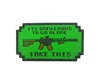 Aquí tienes la ametralladora M4 con base verde.