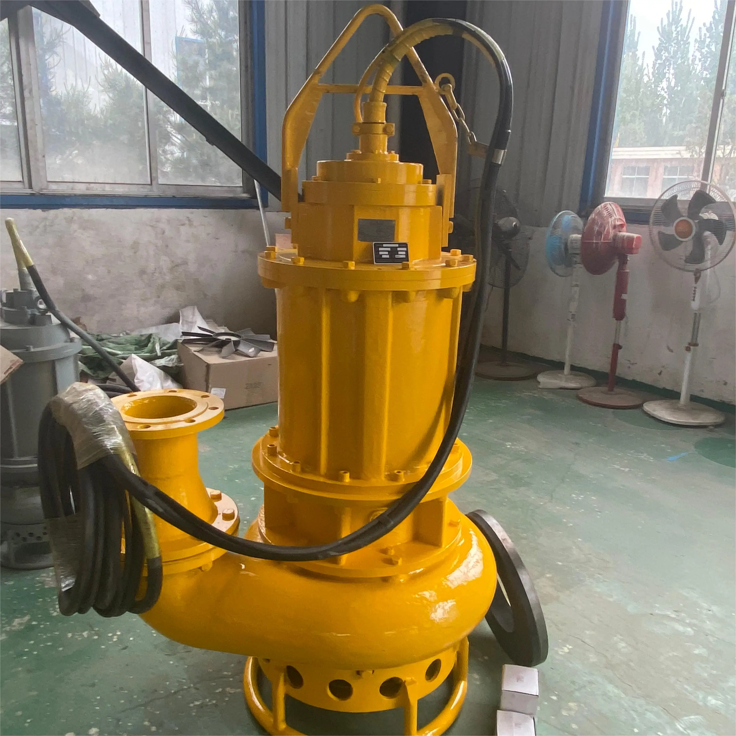 River Lake Dredging Submerged Sludge Pump Vertical Electrical Sand Suction Dredge Pump Submersible Mining Mineral Slurry Pump