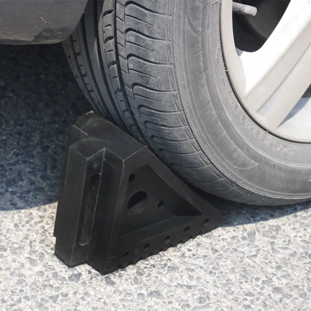 Wholesale Motorcycle Wheel Chock Black Rubber 270*120*180MM with Handle Roadway Product factory