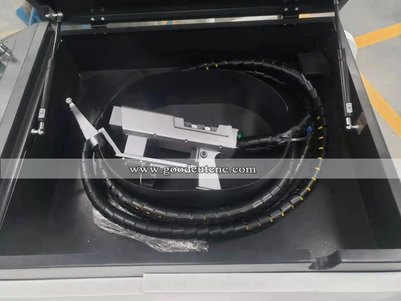 cleaning machine (12)