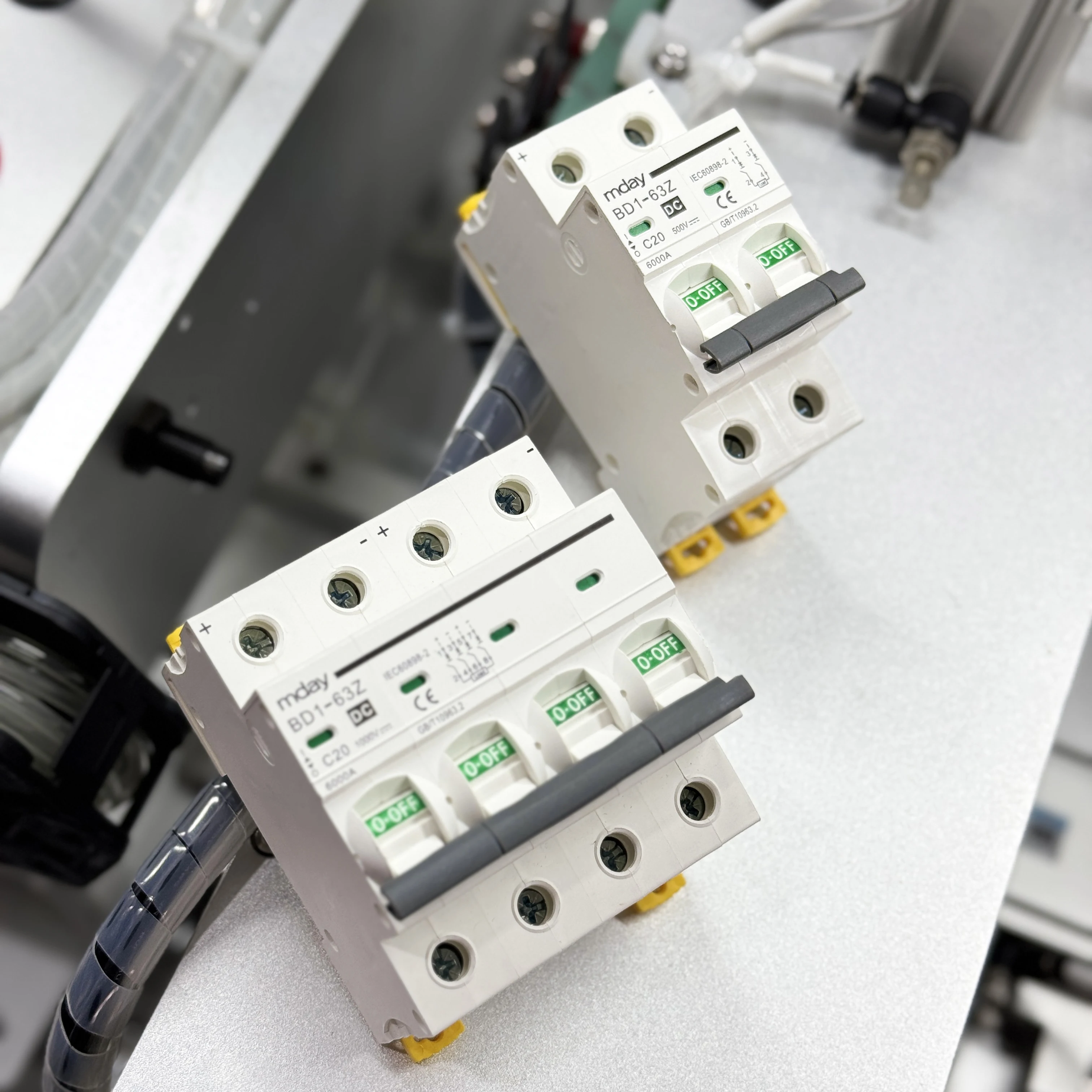 High Quality Mini Circuit Breaker 2P MCB 6A 16A 20A 25A 32A 40A 50A 60A AC 500V Miniature Circuit Breaker