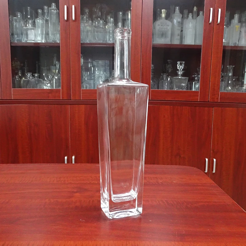 Blue Label square clear Rum Alcohol 750ml Glass Liquor Bottle