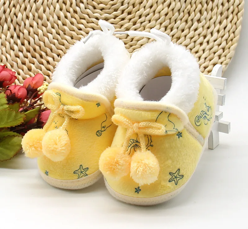 Winter Cotton Soft Plush and Thick Peepers Baby Shoes Girl Baby Boy Shoes Newborn Baby Shoes Venonat Wholesale