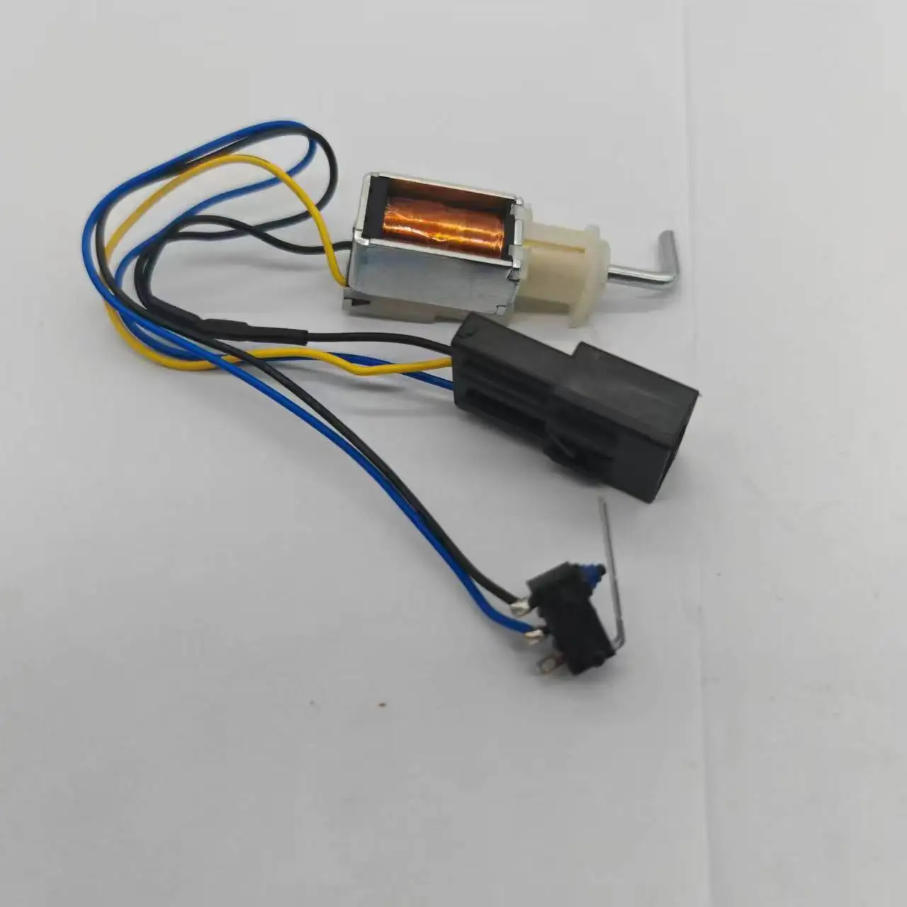 Transmission Interlock Solenoid 95840-C5100 for Repair