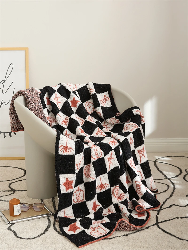 High Quality 100% Polyester Halloween Checker Jacquard  Knitted Throw Blanket For Halloween And Home Decoration WSJLY supplier