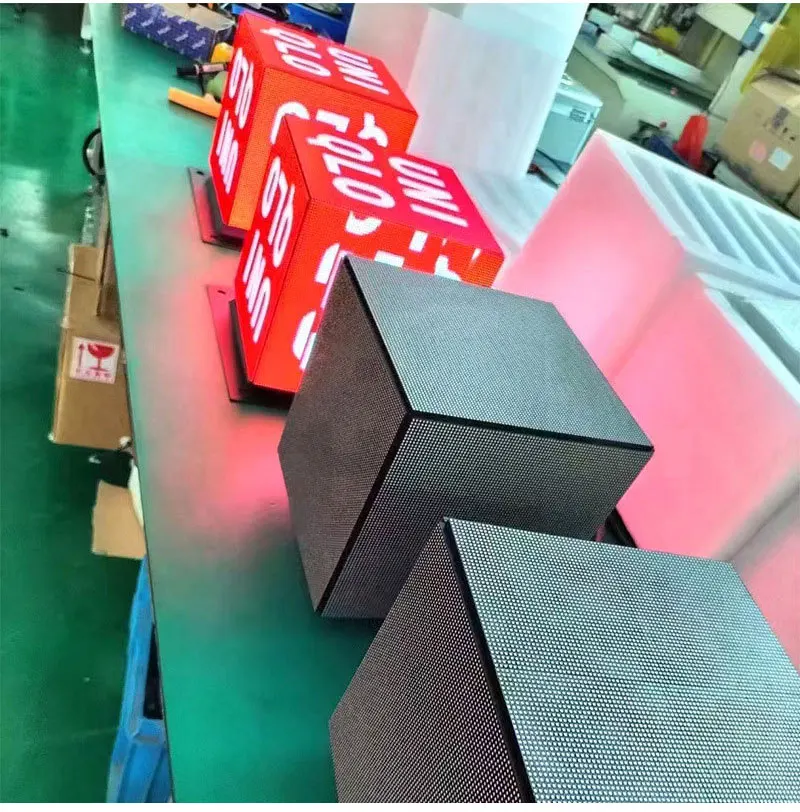 New Design Led Display Screen Manufacturers Creative Rotating P2mm HD Small Led Cube Advertising Display details