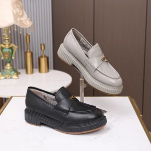 Women's Heeled Shoes Stylish Leather Loafers with Metal Accents Comfortable Platform Heels for Daily Office Wear