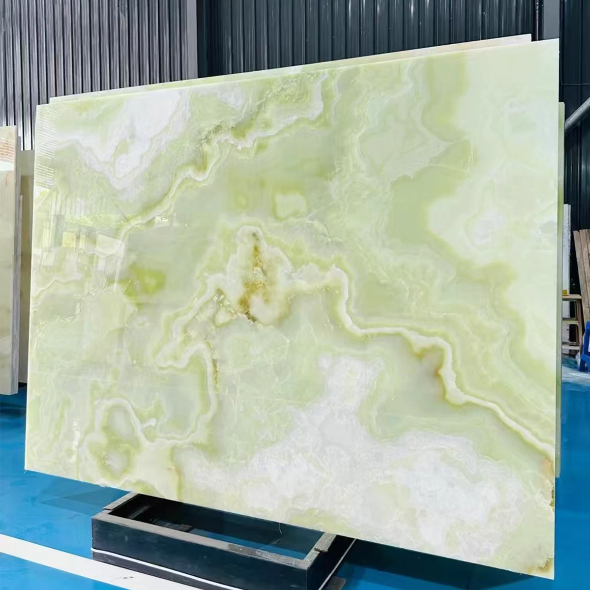 Customize Size Natural Light Green Onyx Slab for Kitchen Countertop Wall Panel Floor Tiles Onyx Vanity Basin Bar Table Onyx Vase