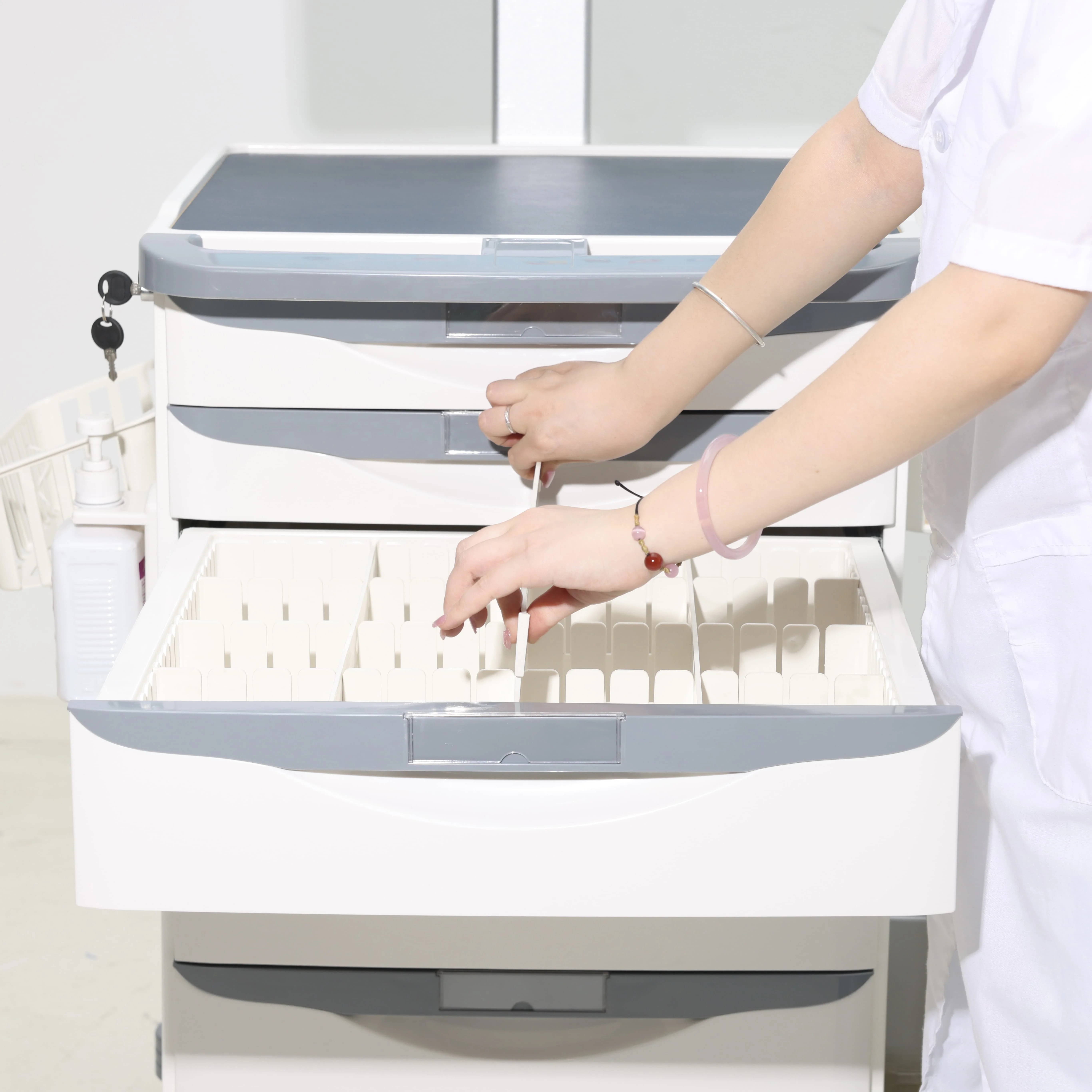 ABS Modern Nursing Documentation Cart Adjustable Monitor Arm Medical Waste Segregation System for Hospital Living Supermarket 2