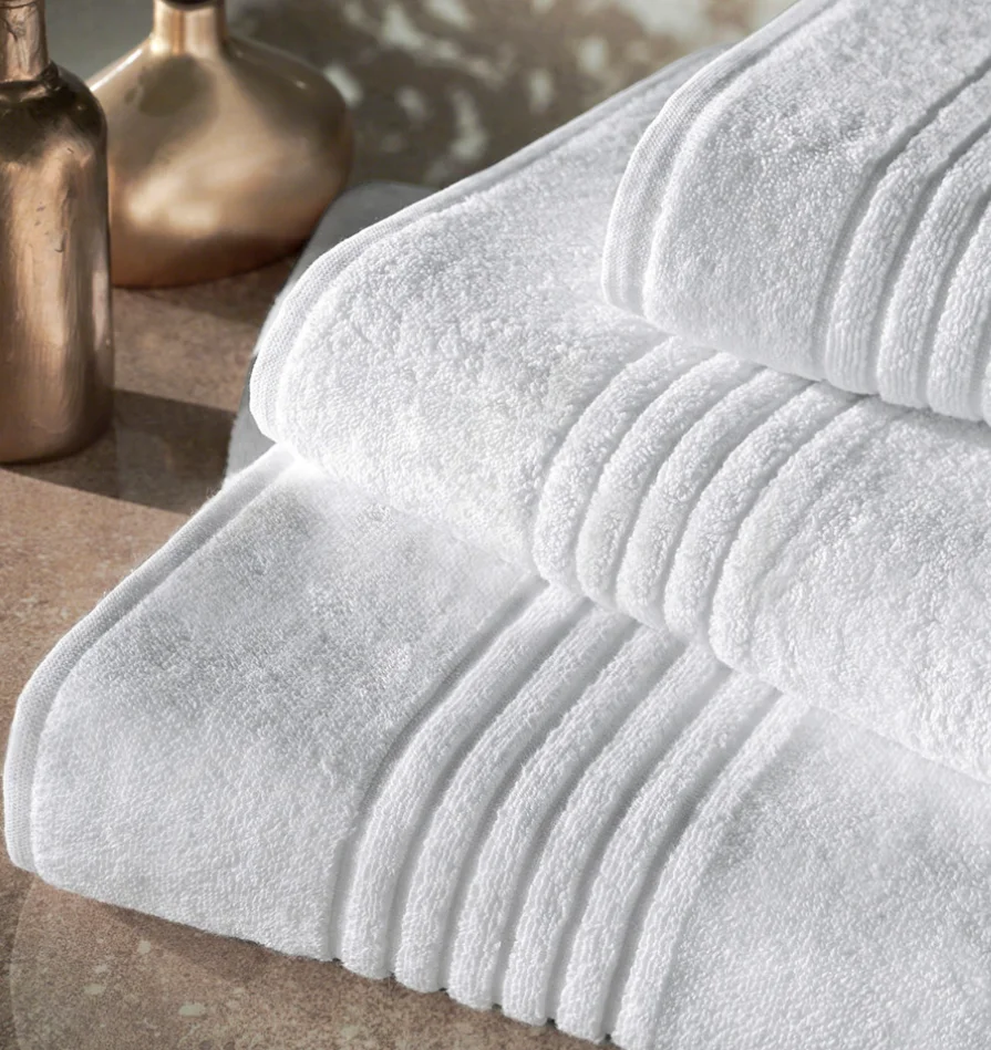 Floor 32s Jacquard Foot Custom Disposable White SPA Travel Bathroom Shower  Turkish Hand Terry Face Hotel Bath Towel 100% Cotton - China 5 Star Hotel  Bath Towel Gift Box and Hotel Towel