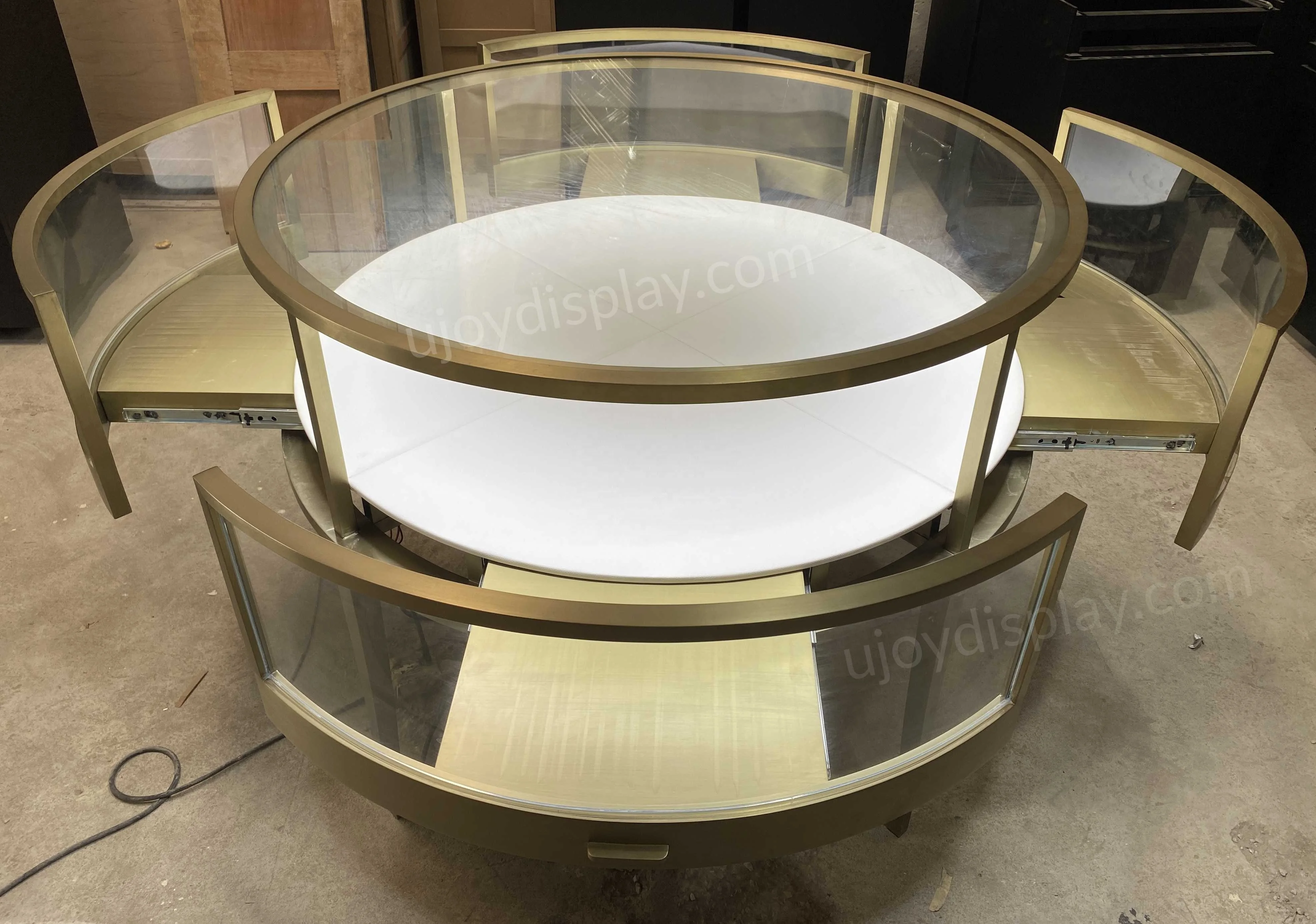 Round Jewelry Showcase Round Glass Showcase Jewelry Display Showcase   Hd8d25c9f10ba42e9948b6a6acbdd1023p 