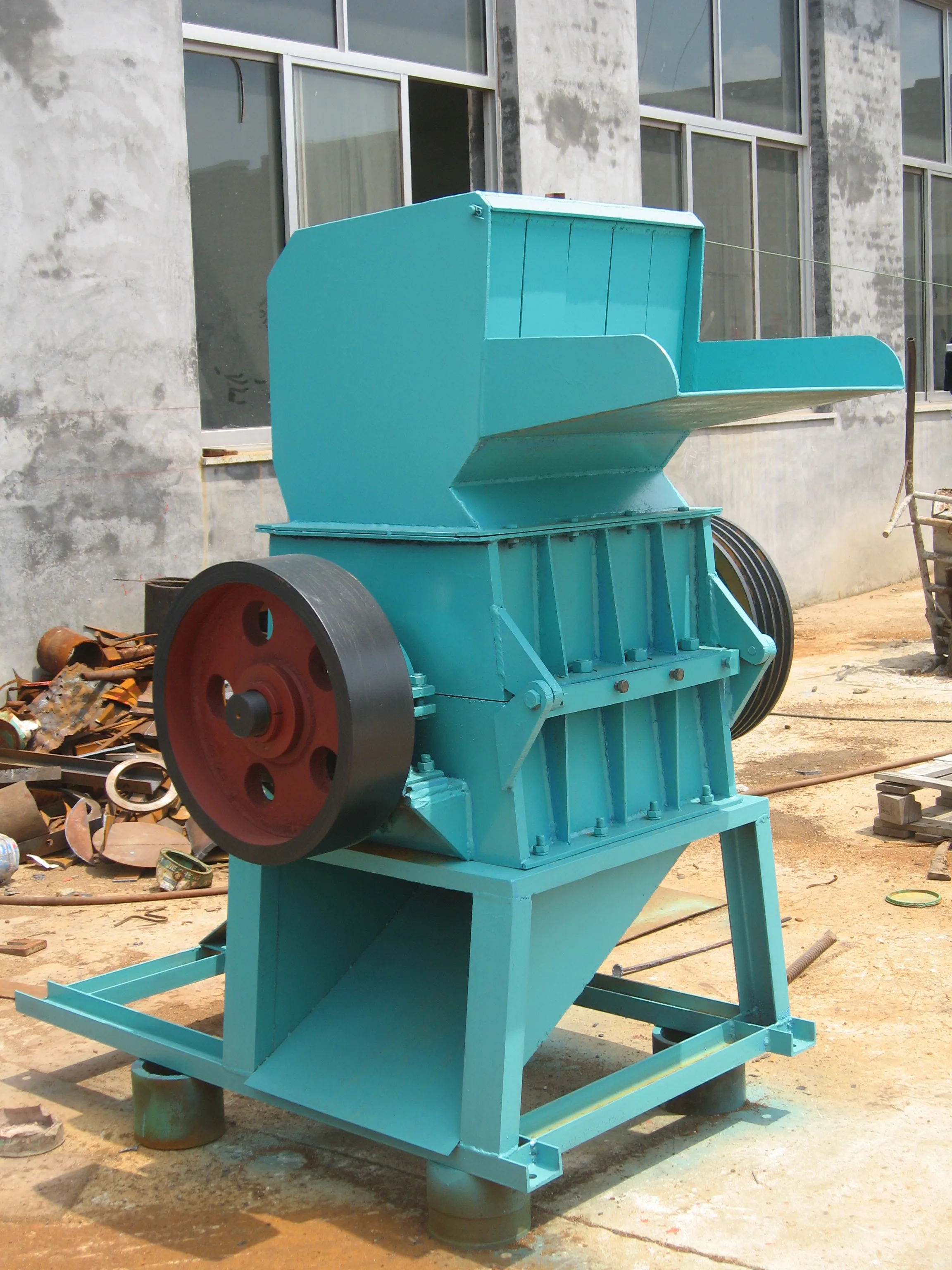 Plastic Crusher Shredding Machine Small Pet Bottle Crusher Plastics Rope Cutting Machine