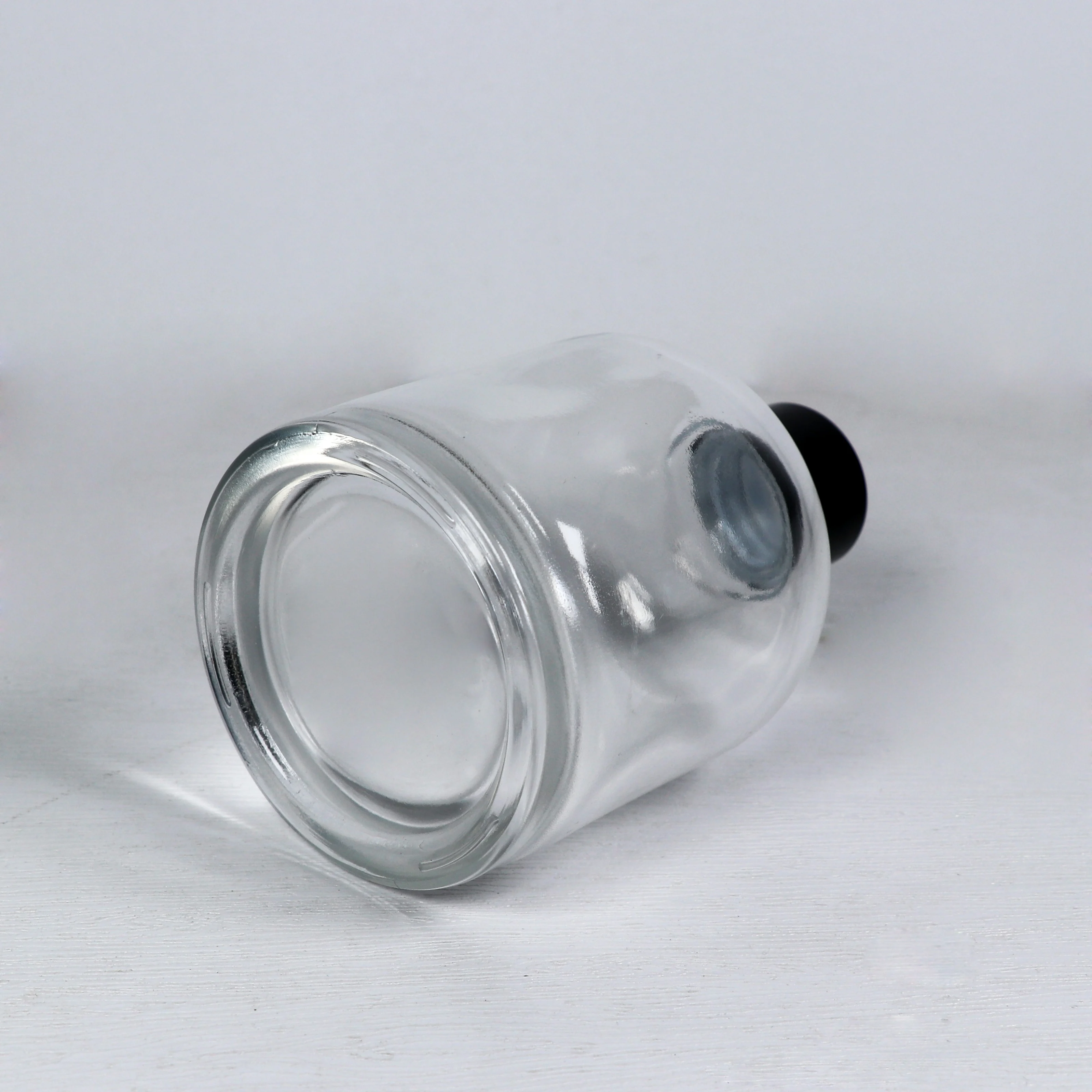 Empty 100ml 200ml Round clear Glass Aromatherapy perfume Reed Diffuser Fragrance Glass Bottle With Stopper
