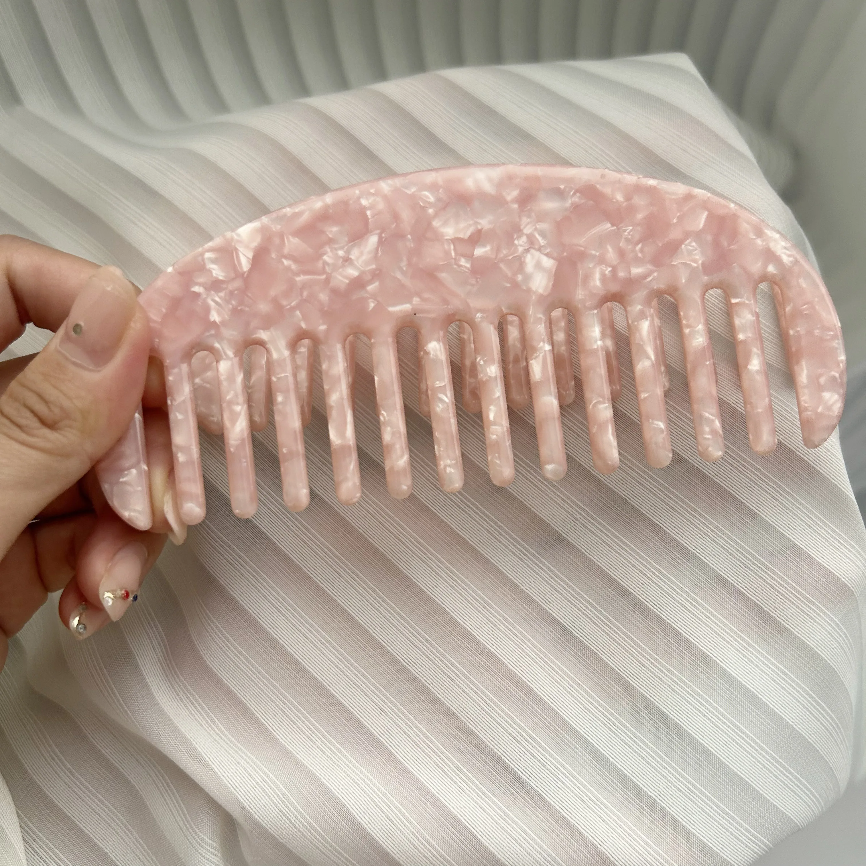 Расческа для волос из ацетата