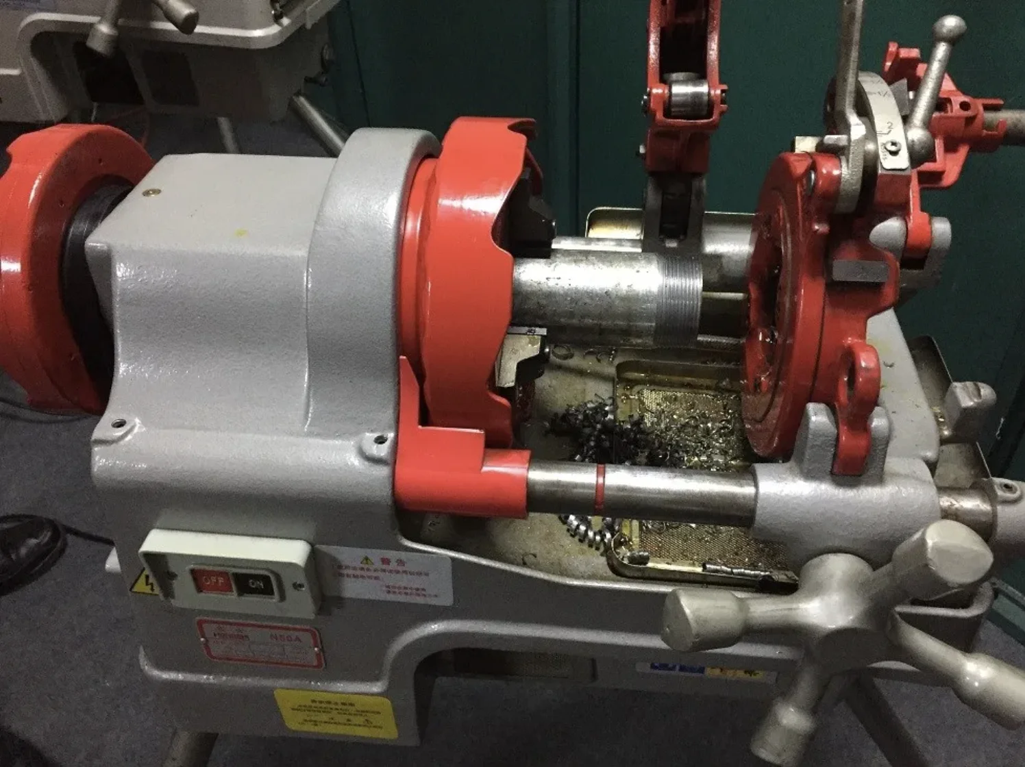 Оптовая продажа высокофункциональная Резьбовая машина для труб из нержавеющей стали с резьбой Hss Chaser Roscadora De Tubos Power Threading