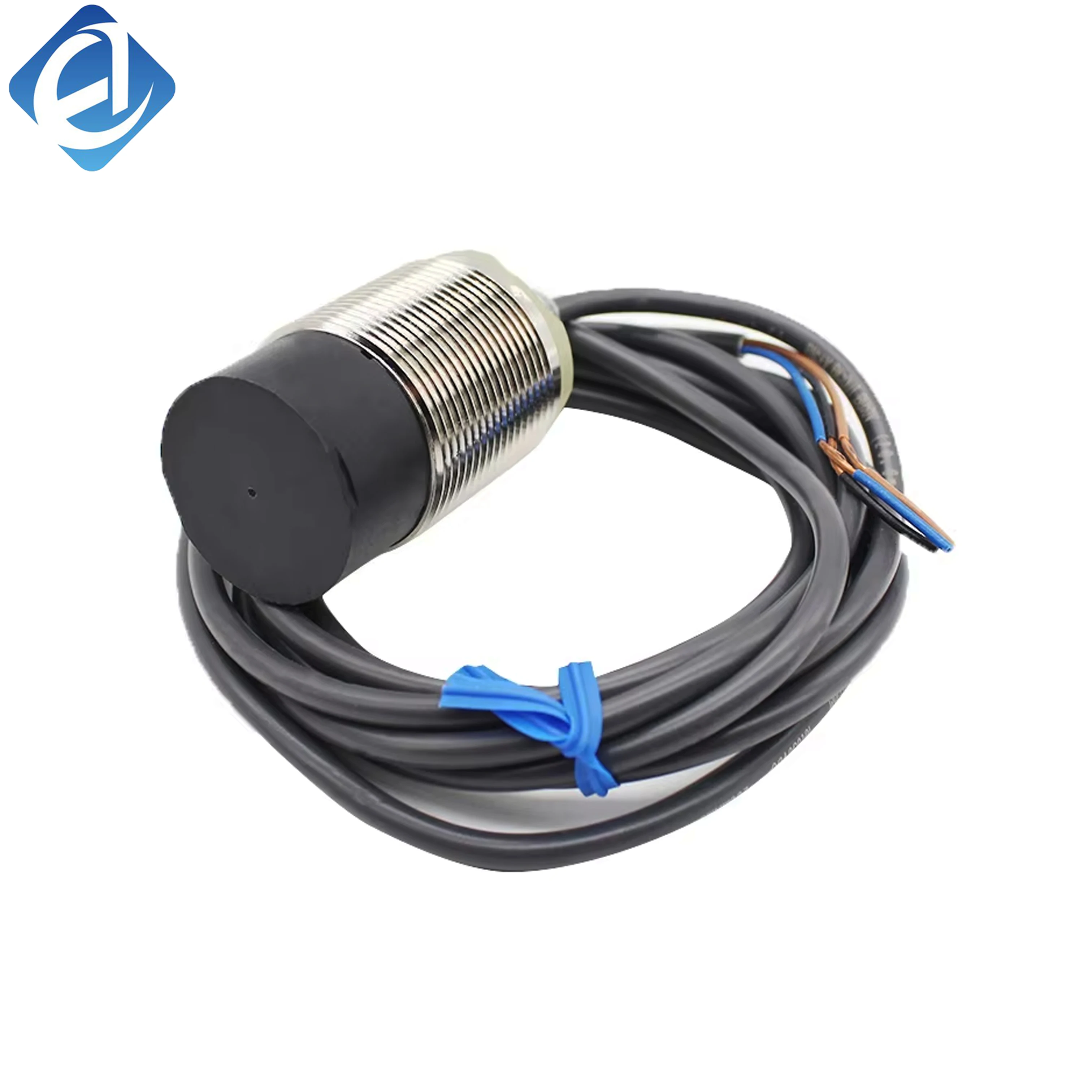 নতুন মূল E2B-M30LN30-WZ-B1 ওম্রন E2B সিরিজ ইনডাক্টিভ প্রক্সিমিটি সেন্সর, যা শিল্প স্বয়ংক্রিয়করণ সরঞ্জামে ধাতব বস্তু সনাক্তকরণ, সীমা অবস্থান নির্ধারণ এবং কাজের টুকরো গণনার জন্য ব্যবহৃত হয়।